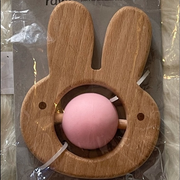 Little Rawr Wood with silicone Ball Roller Teether - Picture 2 of 2